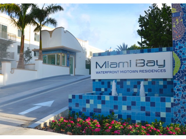 Image of 24-Hour Manned Guard House with Controlled Access Gated Entry for Miami Bay Waterfront Midtown Residences