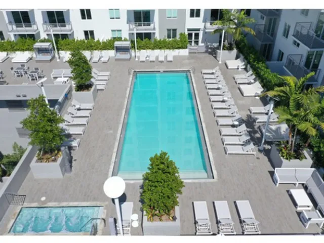 Resort-&shy;Style, Heated Pool And Jacuzzi
