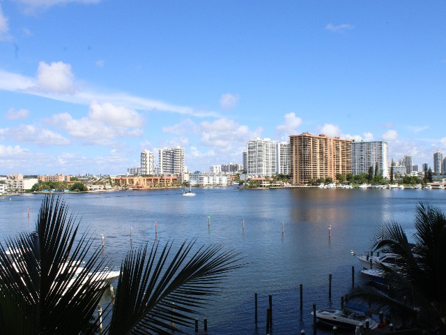Full-Service Marina With Controlled Access to Accommodate All your Boating Needs