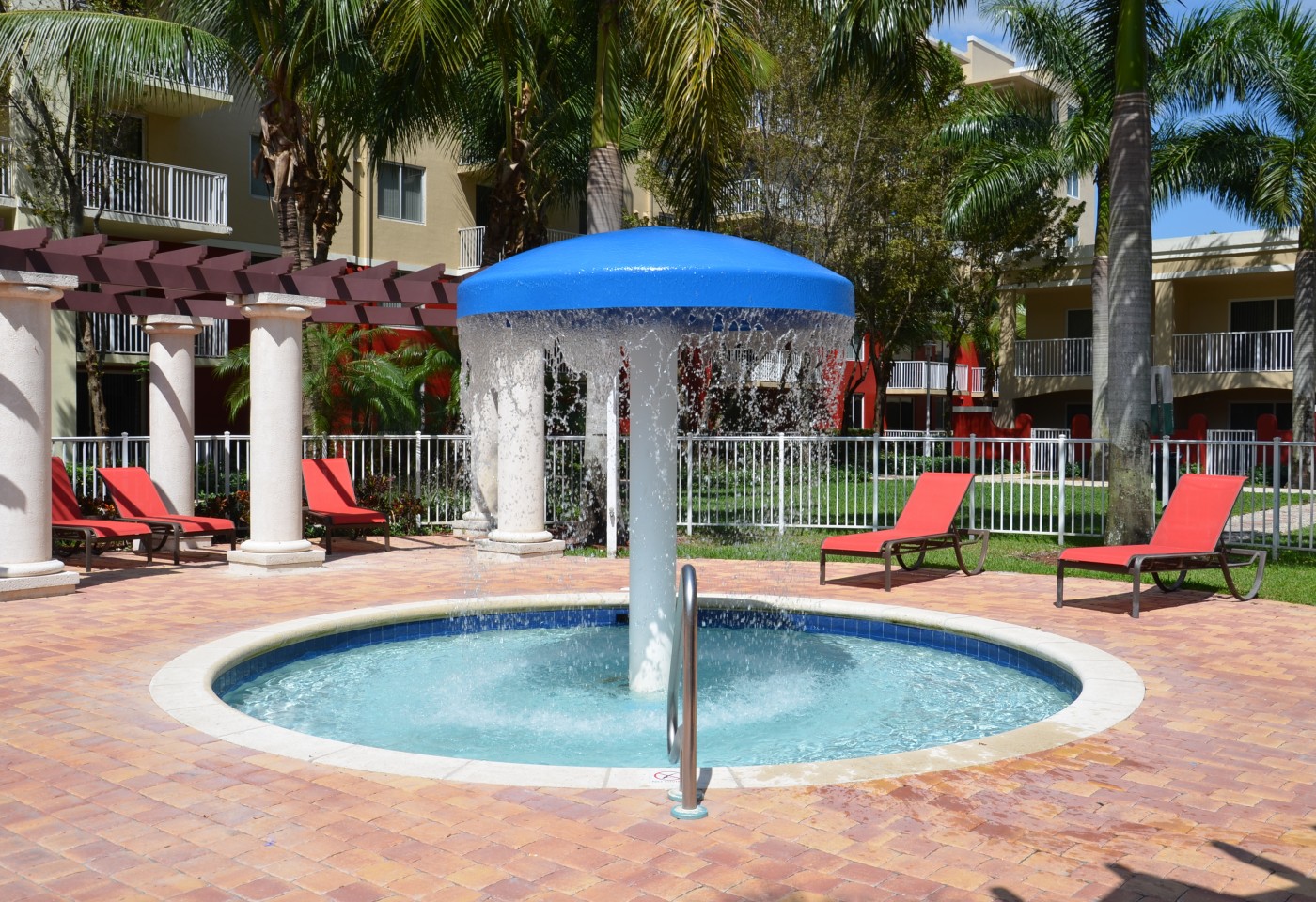 kiddie pool