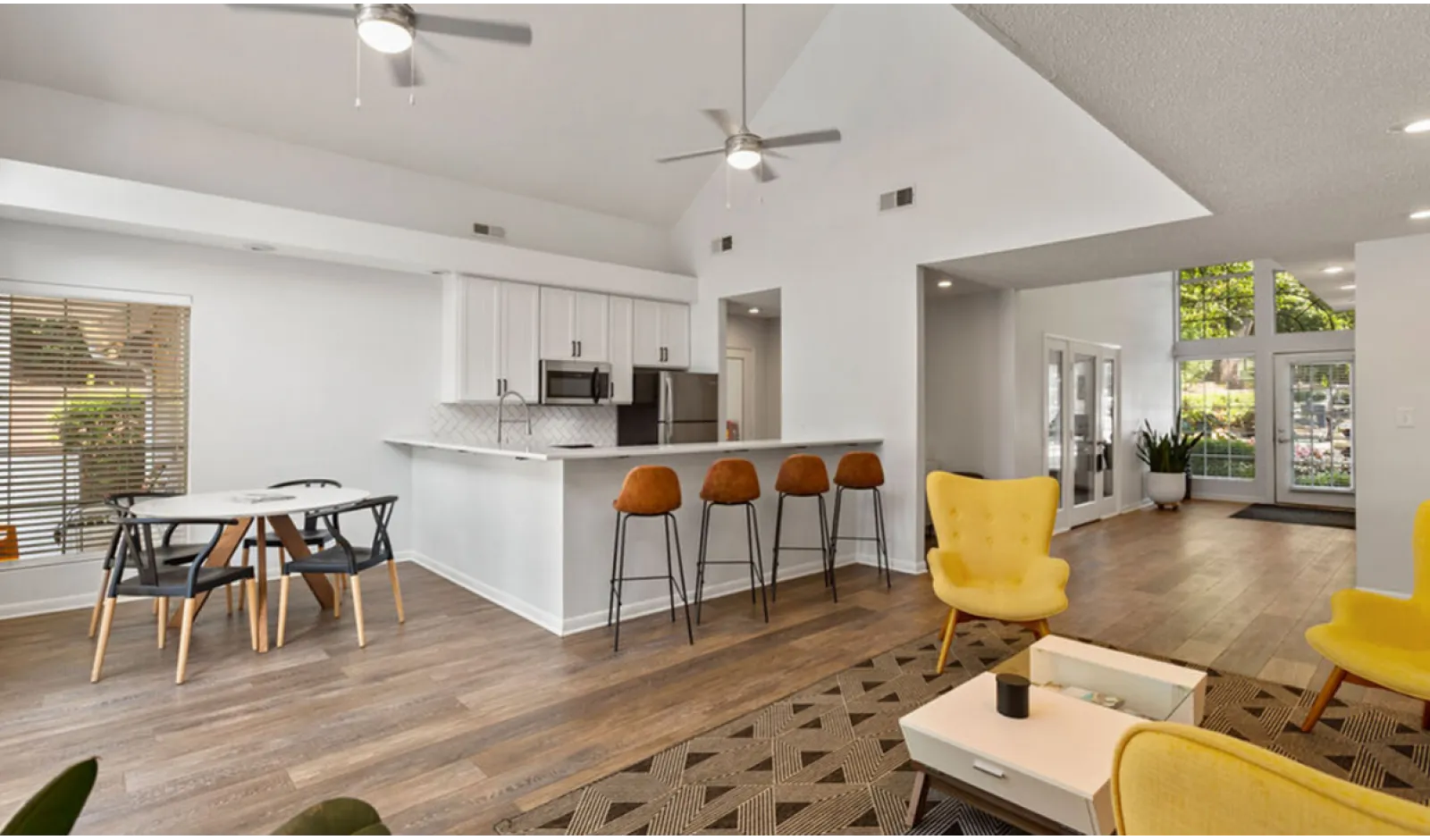 Leasing Office