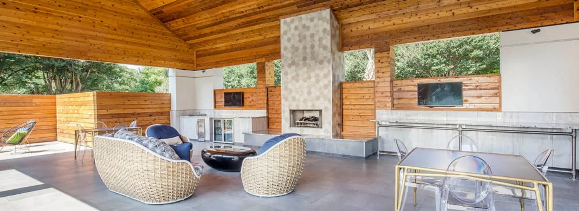 Outdoor Lounge