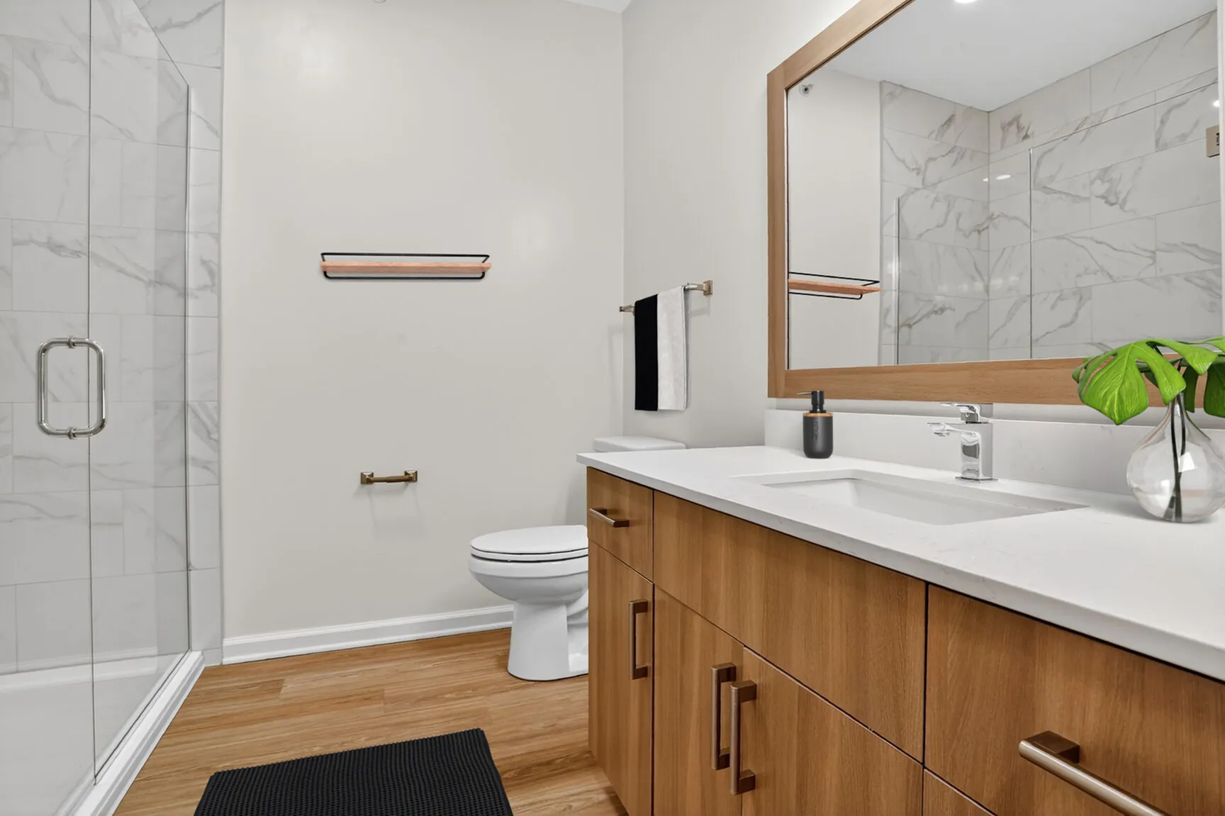 Chic Bathroom