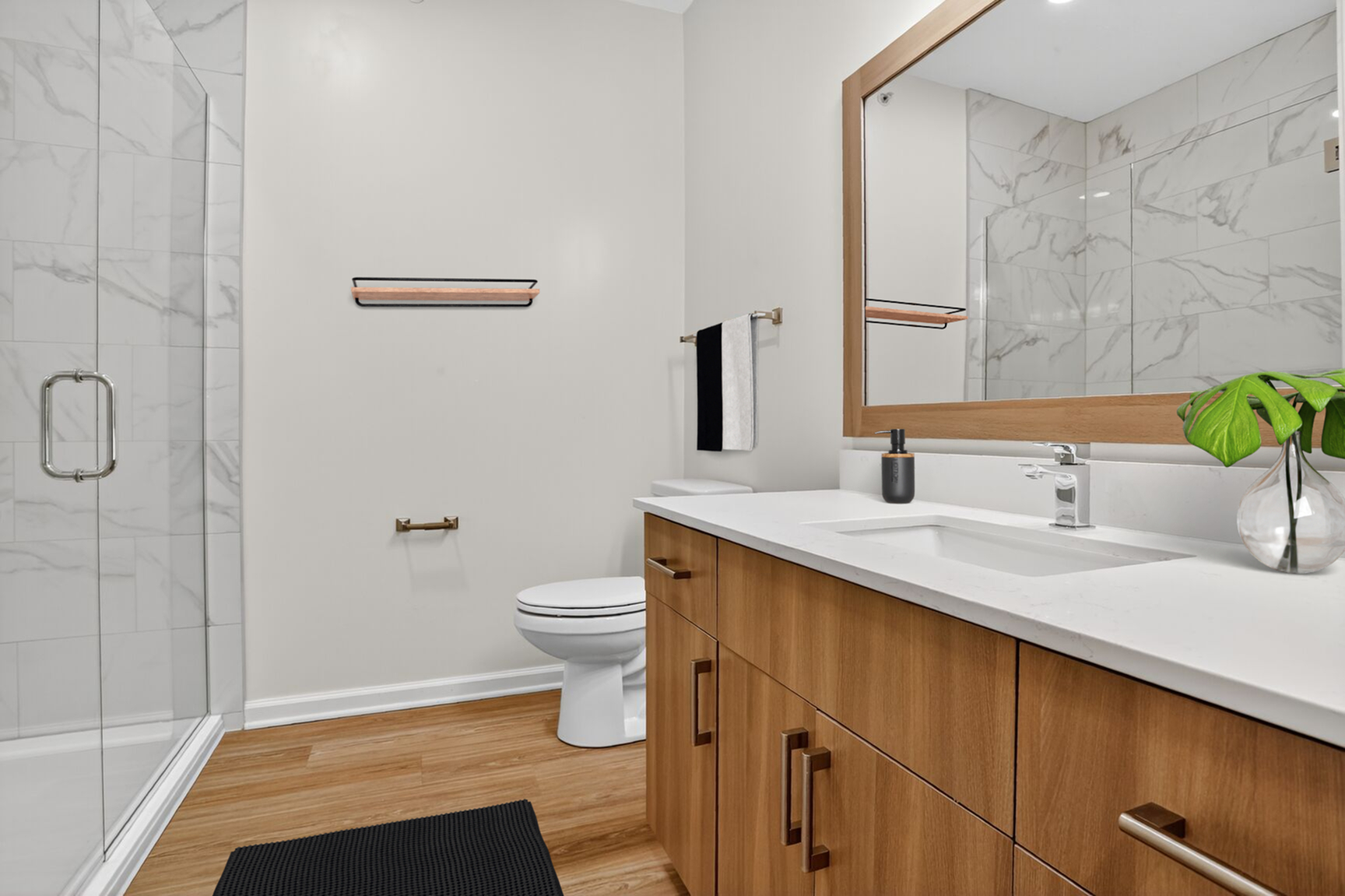 Chic Bathroom