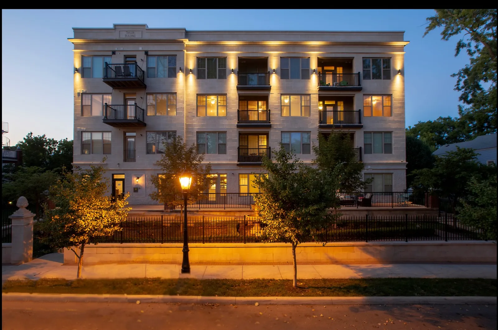 Building Exterior | Luxe at Union Hill | Apartments Kansas City MO