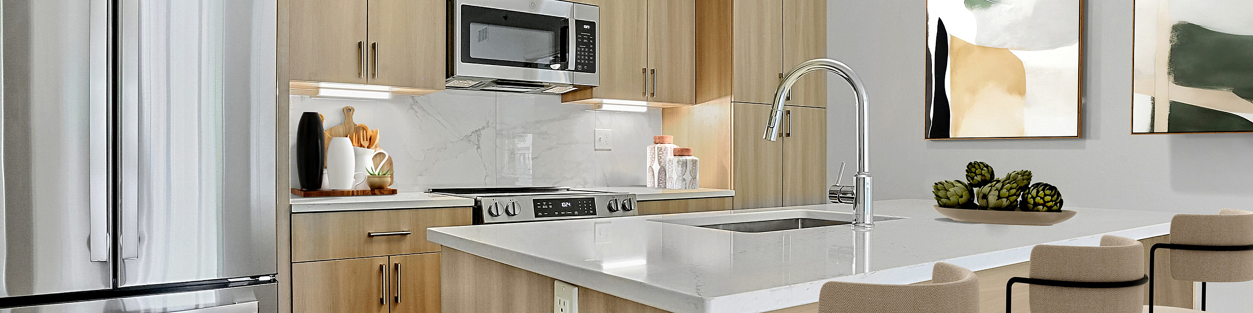 Modern Kitchen | Luxe at Union Hill | Apartments Kansas City MO