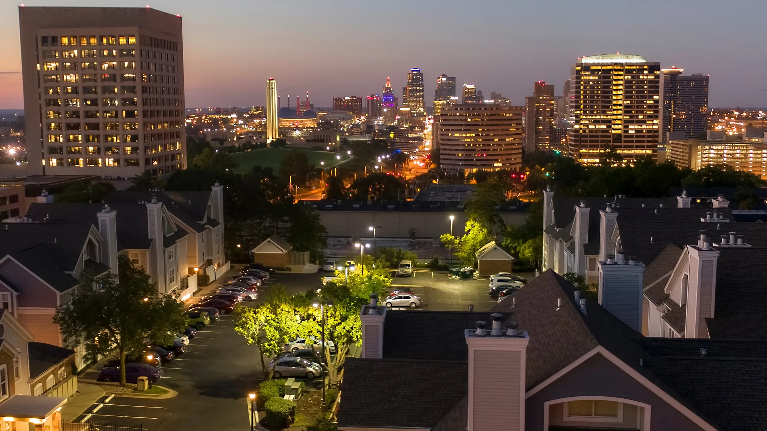 Exterior View | Union Hill on Main | Apartments Kansas City MO