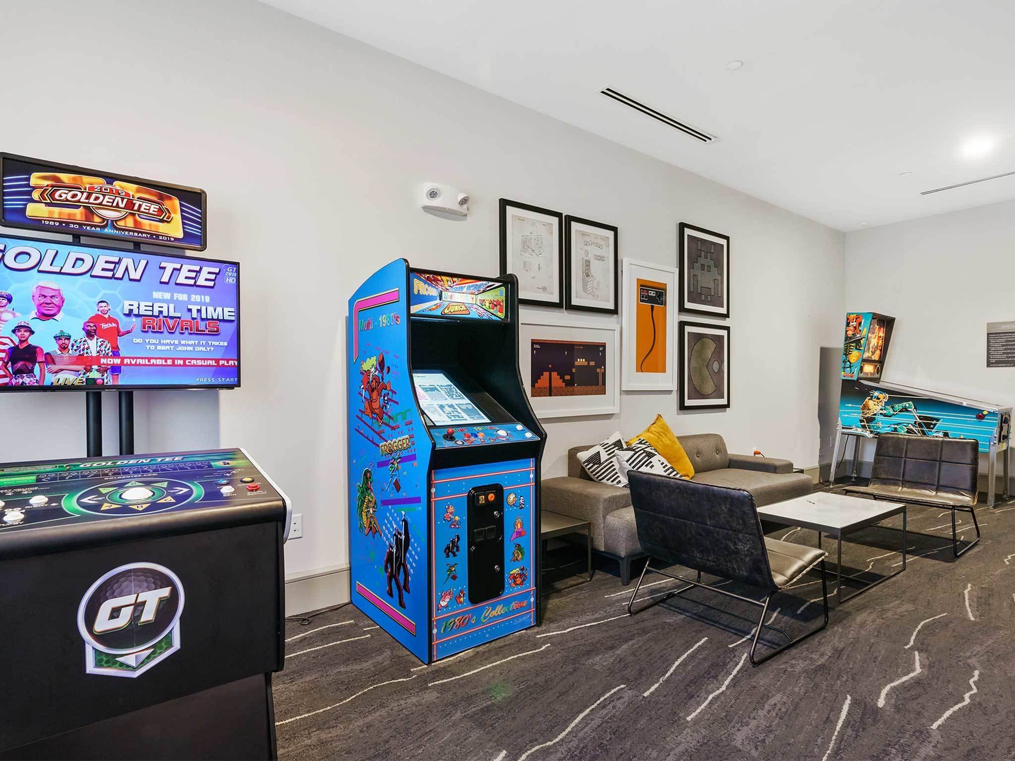 Photo Gallery Advenir at Boulder Creek Apartments Pearland