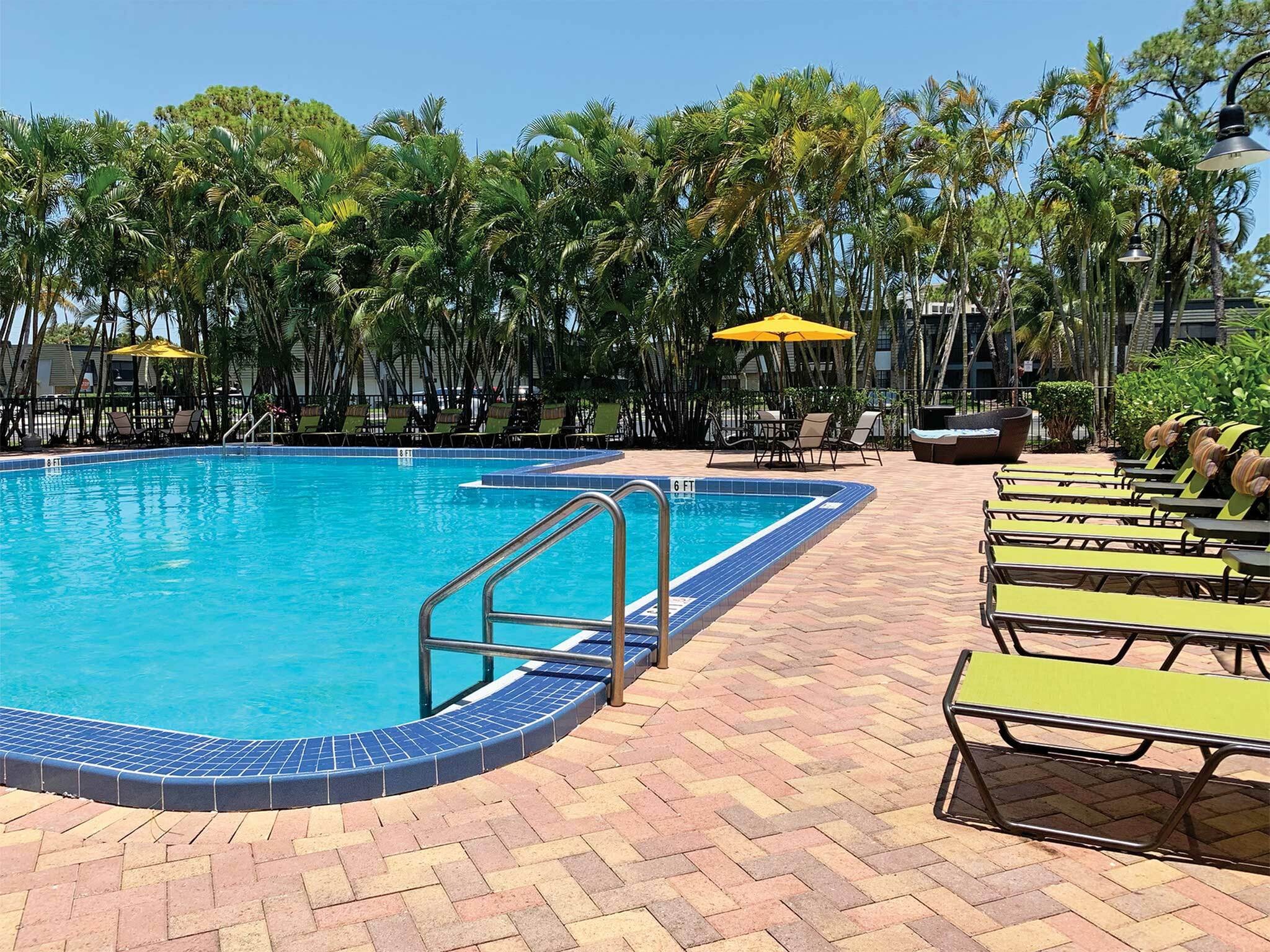 Swimming Pool | Apartment Homes in Palm Beach Gardens, FL | Trunbury at Pam Beach Gardens