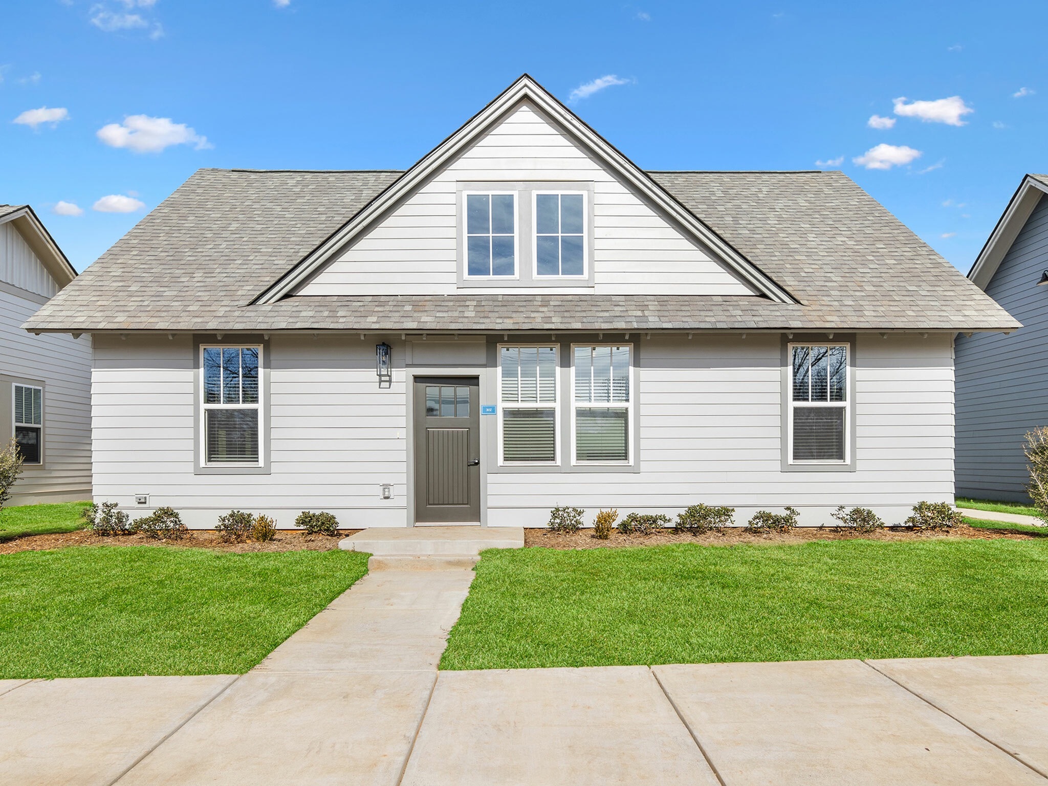 Flint Crossing Home Exterior