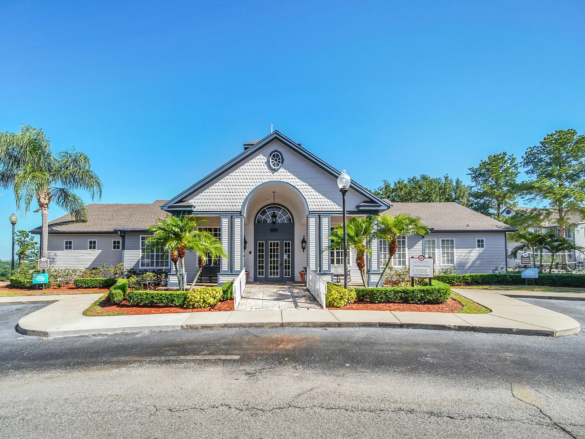 exterior clubhouse