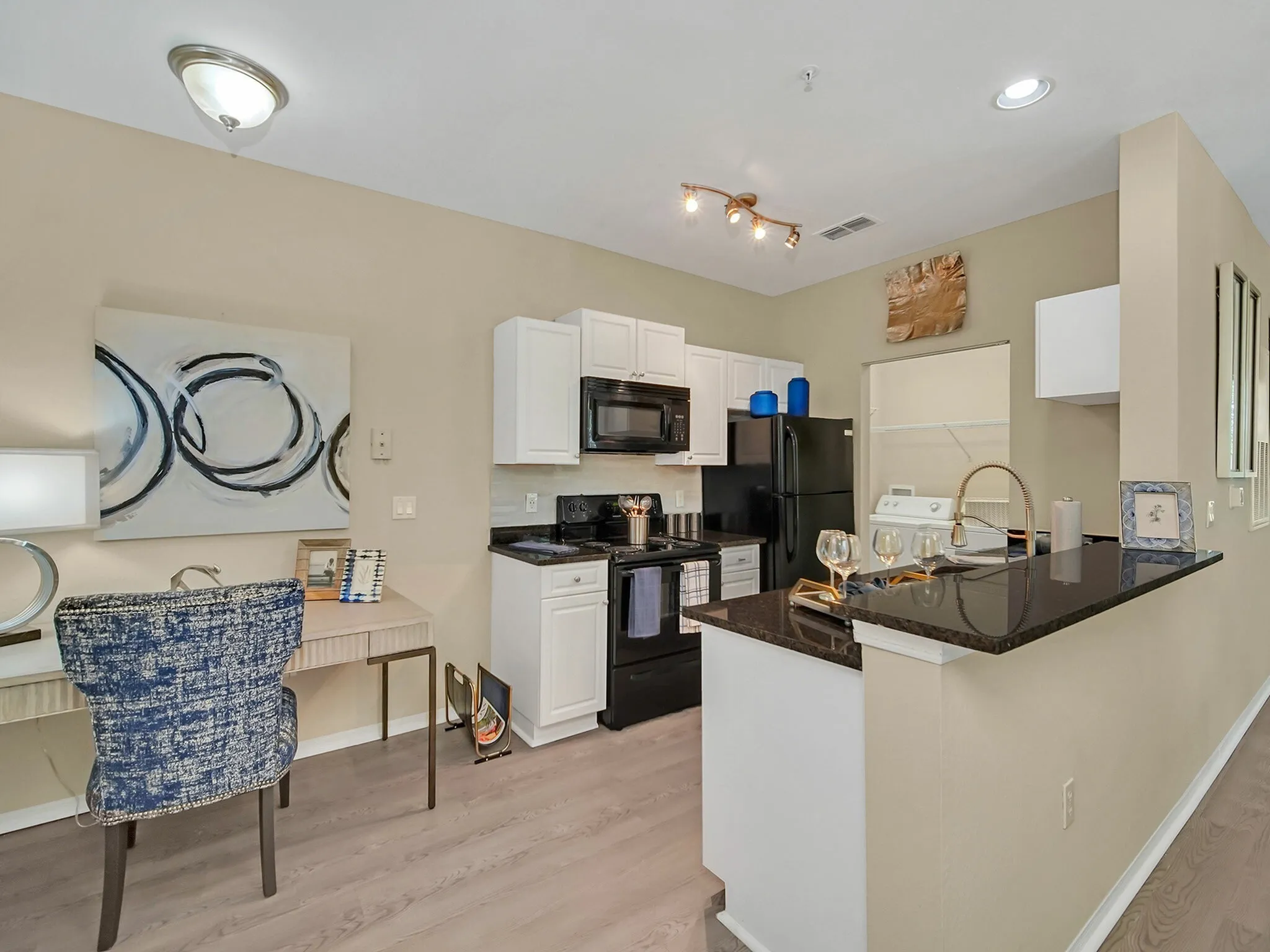 View Photos of Apartments in Clermont FL Adevnir at Clermont