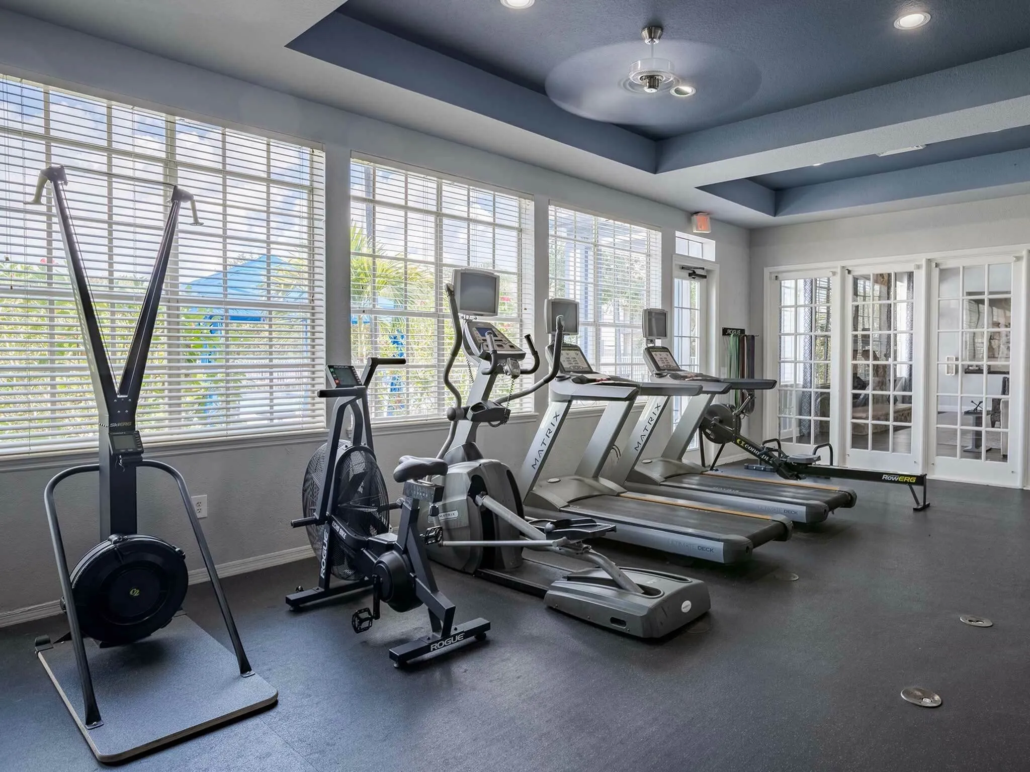clermont fitness center at apartment complex