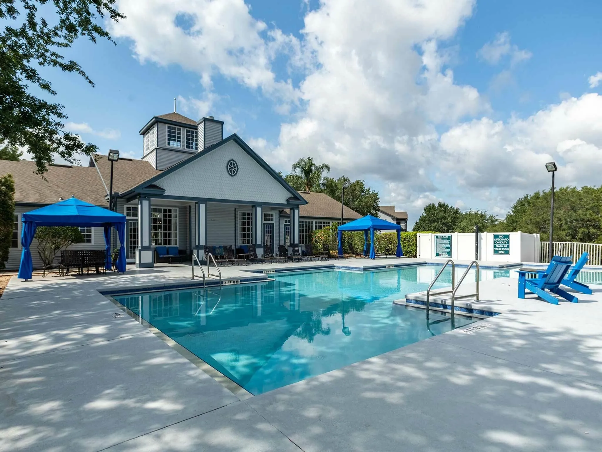 swimming pool at clermont apartment complex