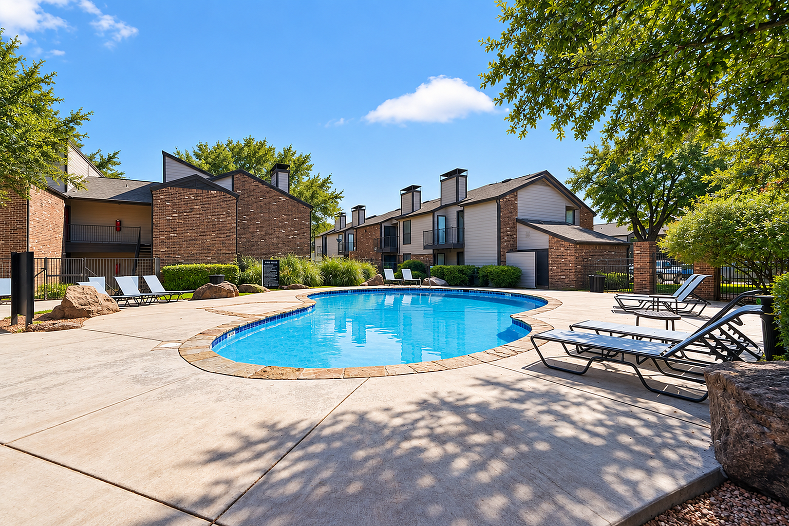 Advenir at The Meadows - Outdoor Pool