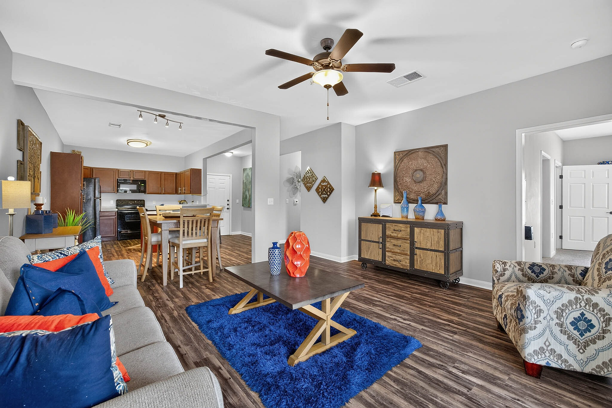 Advenir at Grand Parkway West - Spacious Living Room