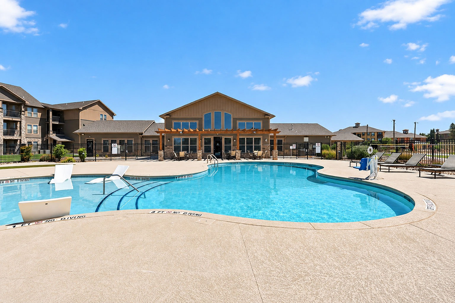 Advenir at Legado Ranch - Pool Area