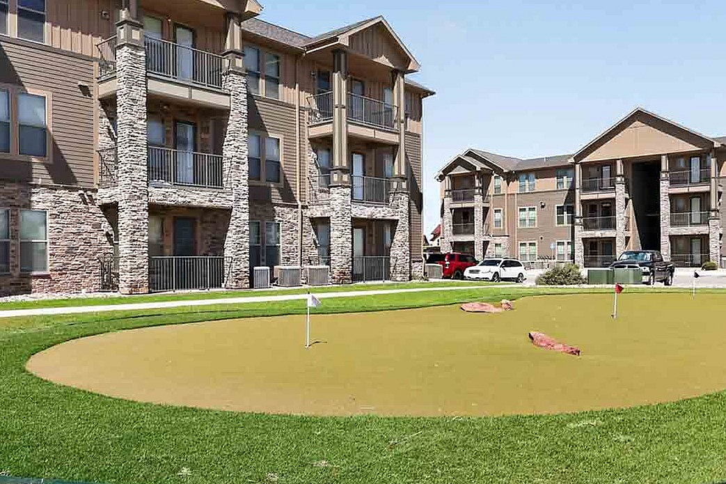 Advenir at Legado Ranch - Putting Green