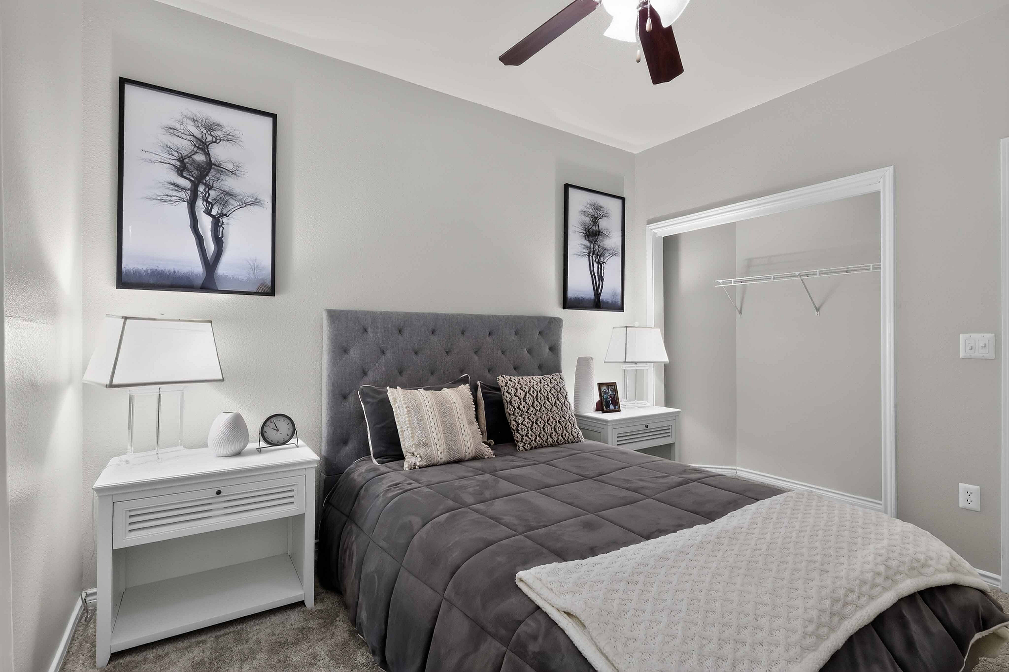 Advenir at Mayfield - Cozy Bedroom