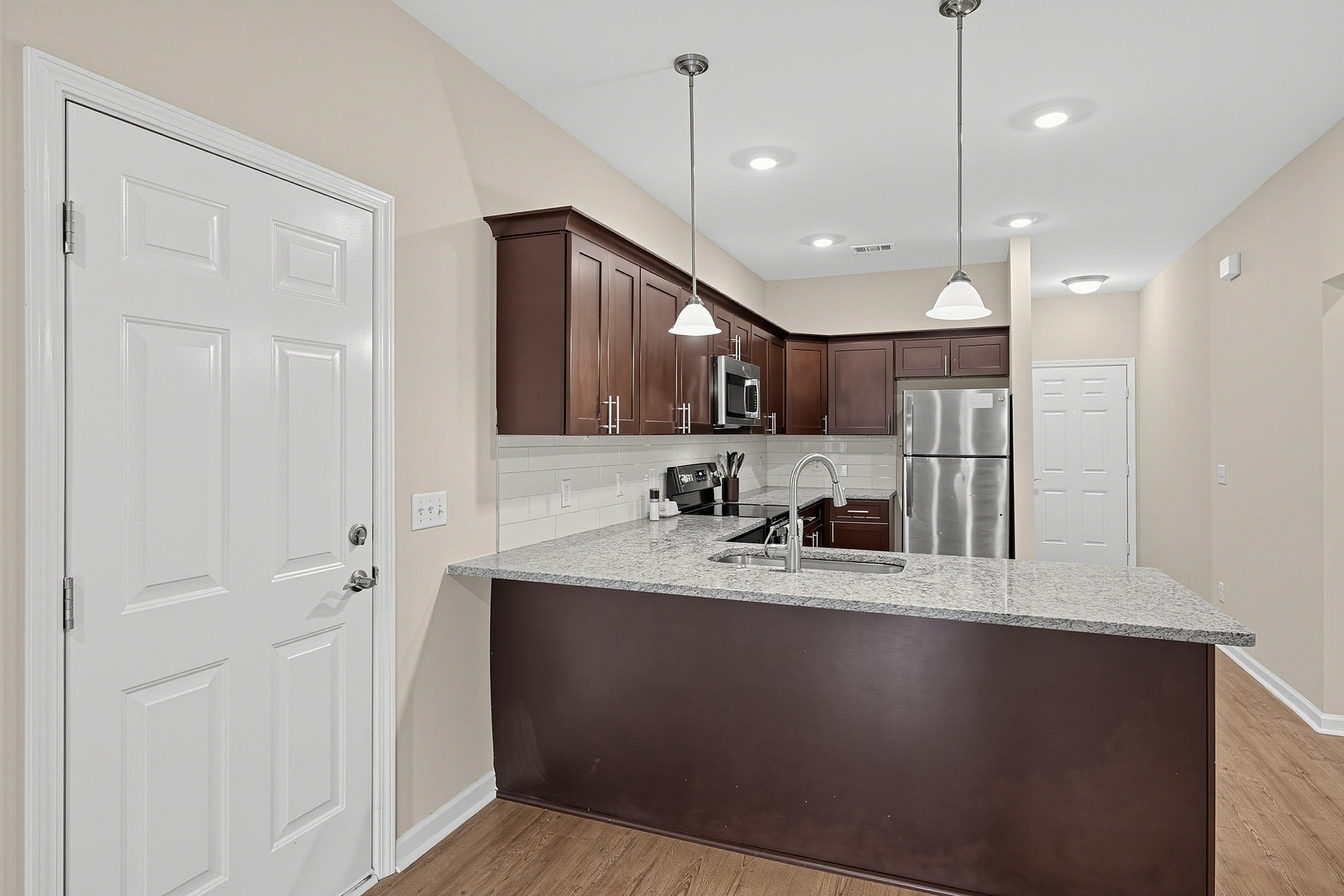 LEO at the Sanctuary- Single Family Rental Homes - Modern Kitchen