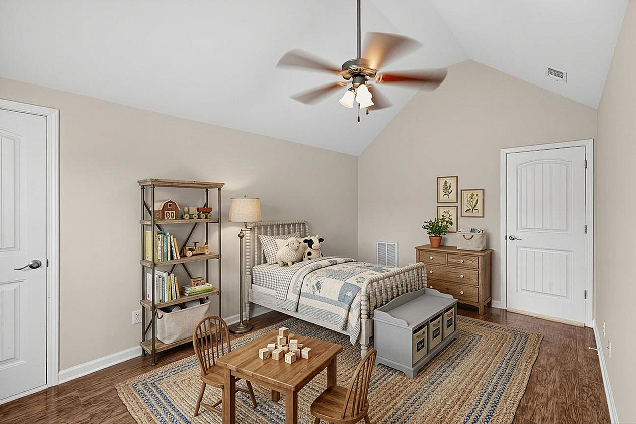 LEO at the Sanctuary- Single Family Rental Homes - Cozy Children's Bedroom