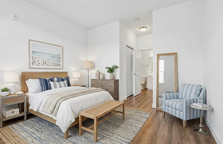 Advenir at Ludlam Trail - Cozy Bedroom