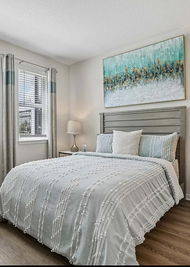 Mosaic at Lake Toho - Cozy Bedroom