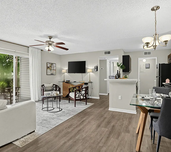 Advenir at The Oaks - Modern Living Area