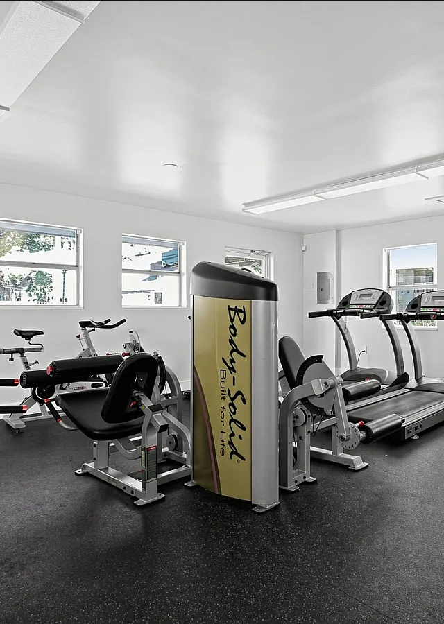 Advenir at Banyan Lake - Fitness Center