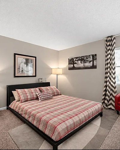 Advenir at Walden Lake - Cozy Bedroom