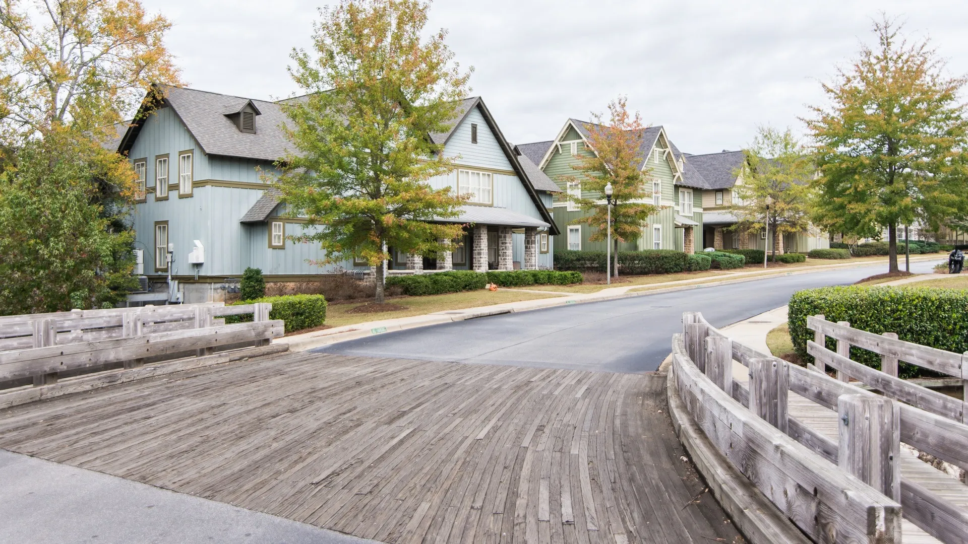 Creekside community