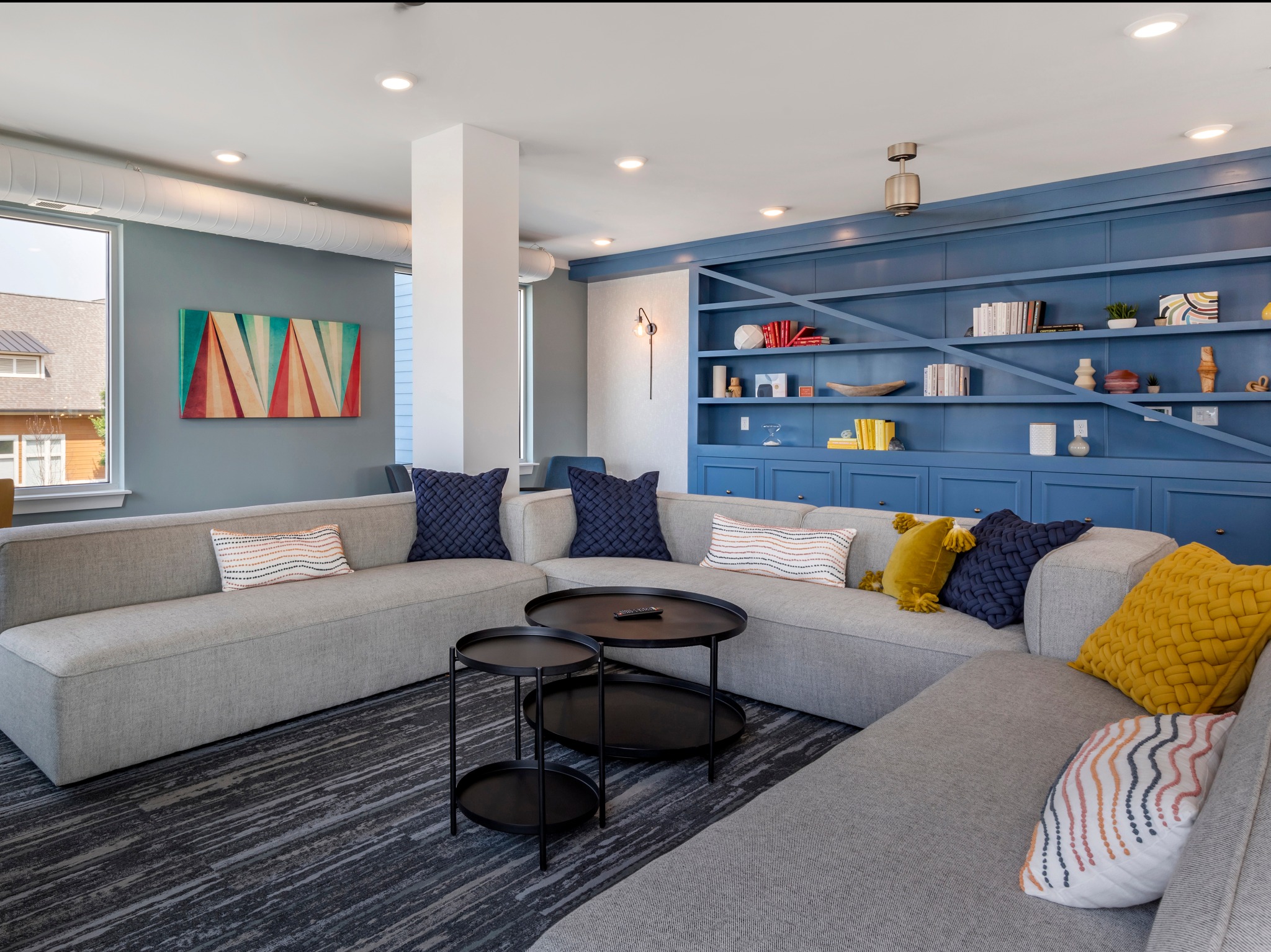 Resident Lounge Area | Paloma Raleigh | Raleigh Off-Campus Apartments Near NCSU