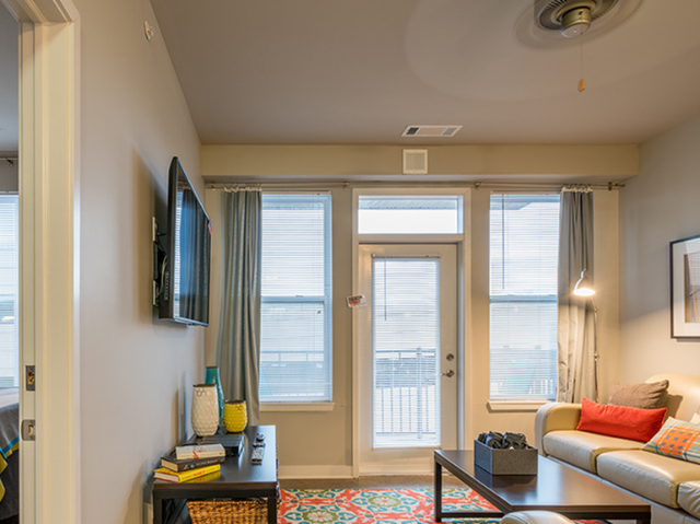 Image of Ceiling Fan in Living Room for The Avenue