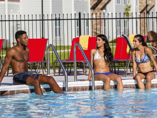 Image of Swimming Pool & 24-person Hot Tub for Block20