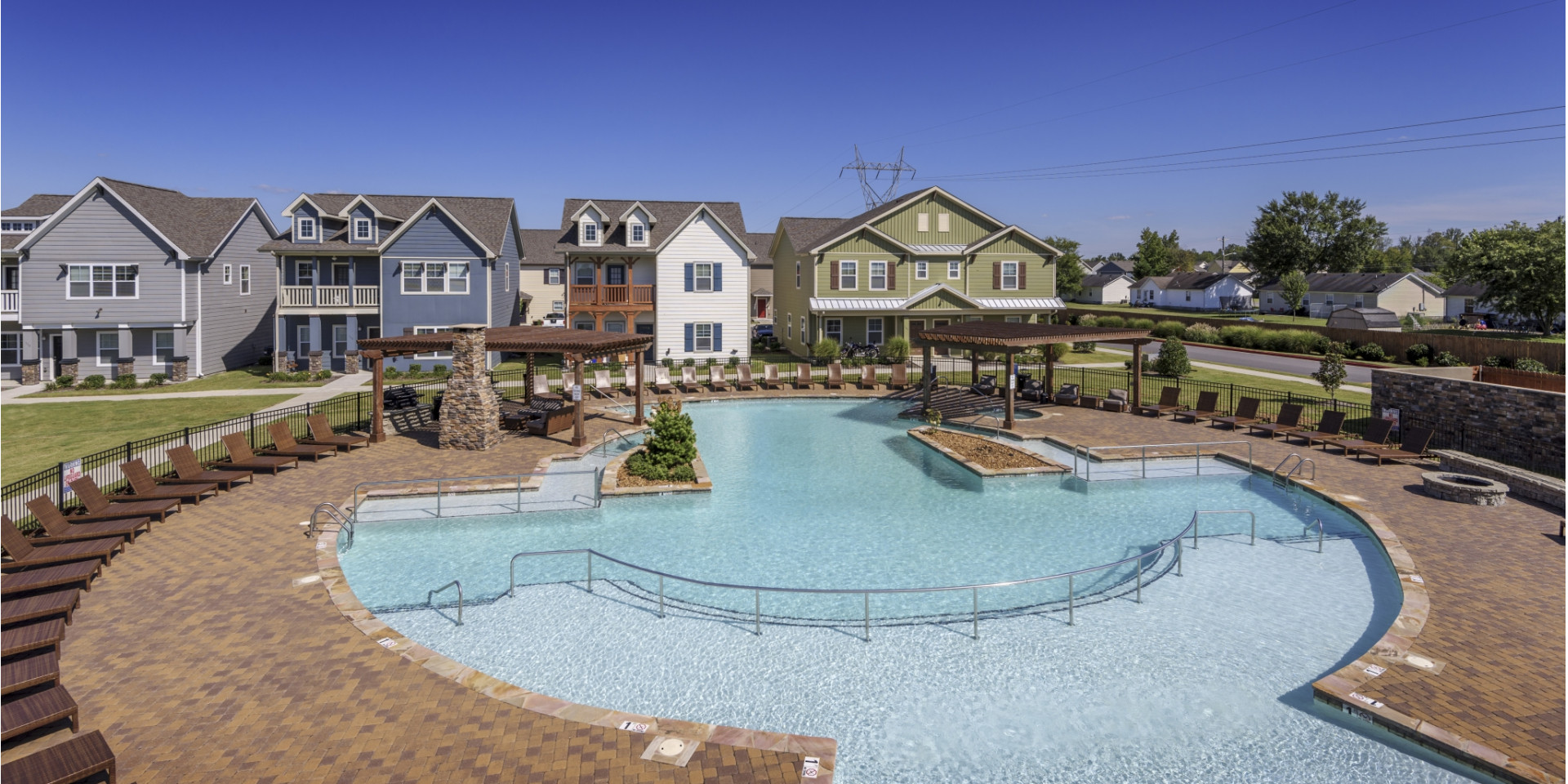 Sparkling Pool | Cobalt Row | 2-4 Bedroom Apartments In Murfreesboro, TN