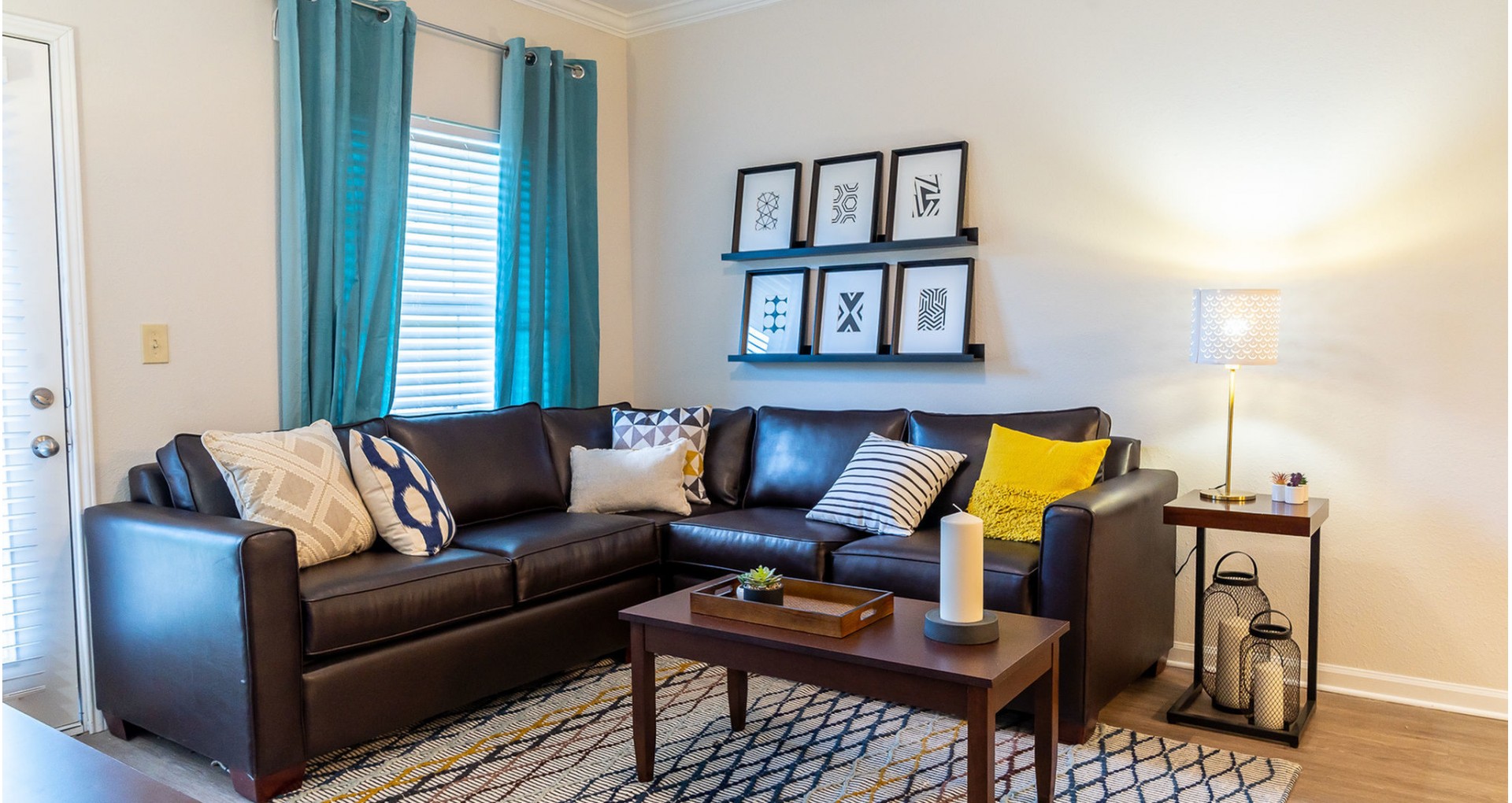 Outdoor view of apartment | The Bluff at Waterworks Landing |  Apartments Near Campus in Tuscaloosa, AL