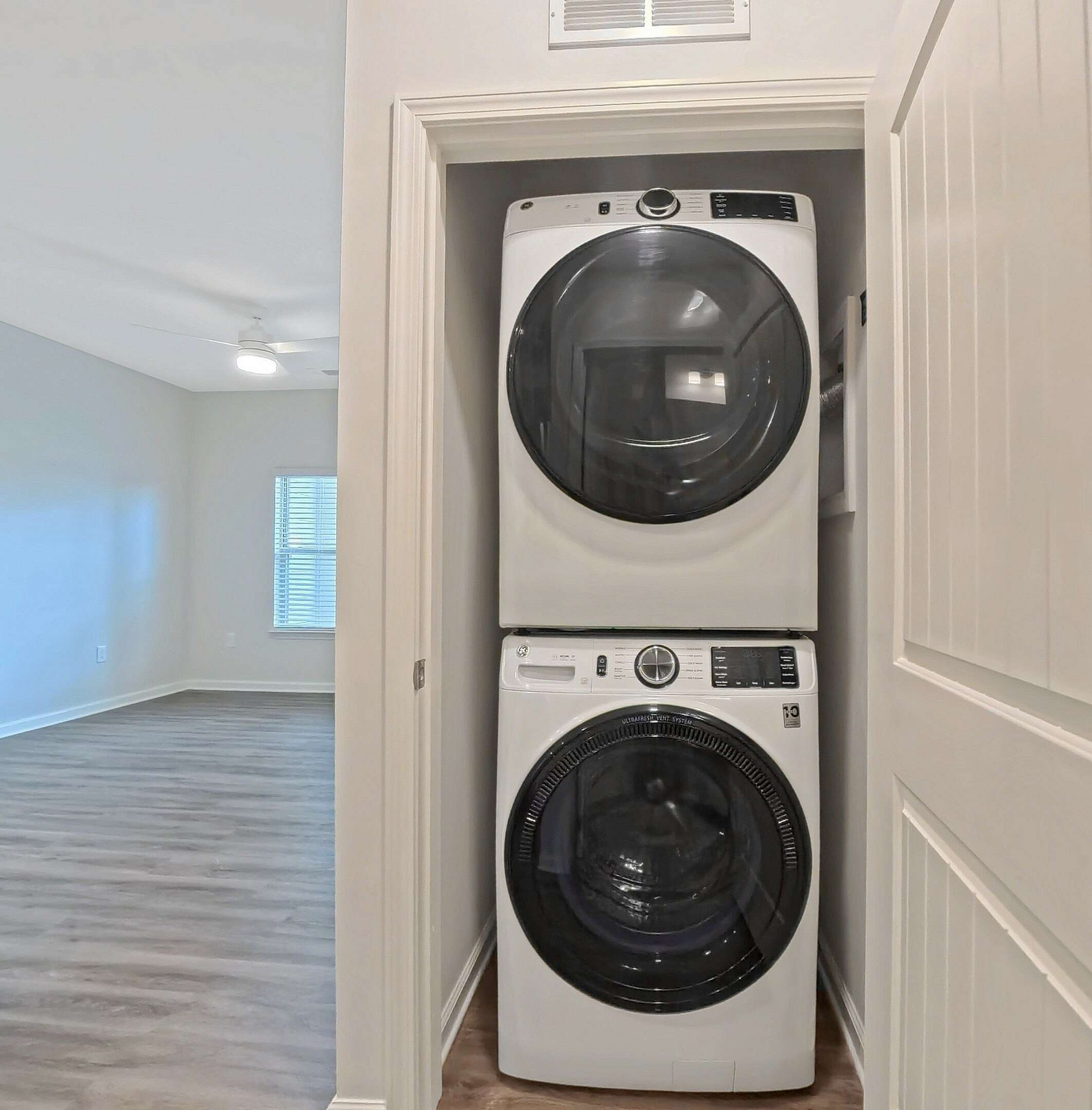 Washer & Dryer Included