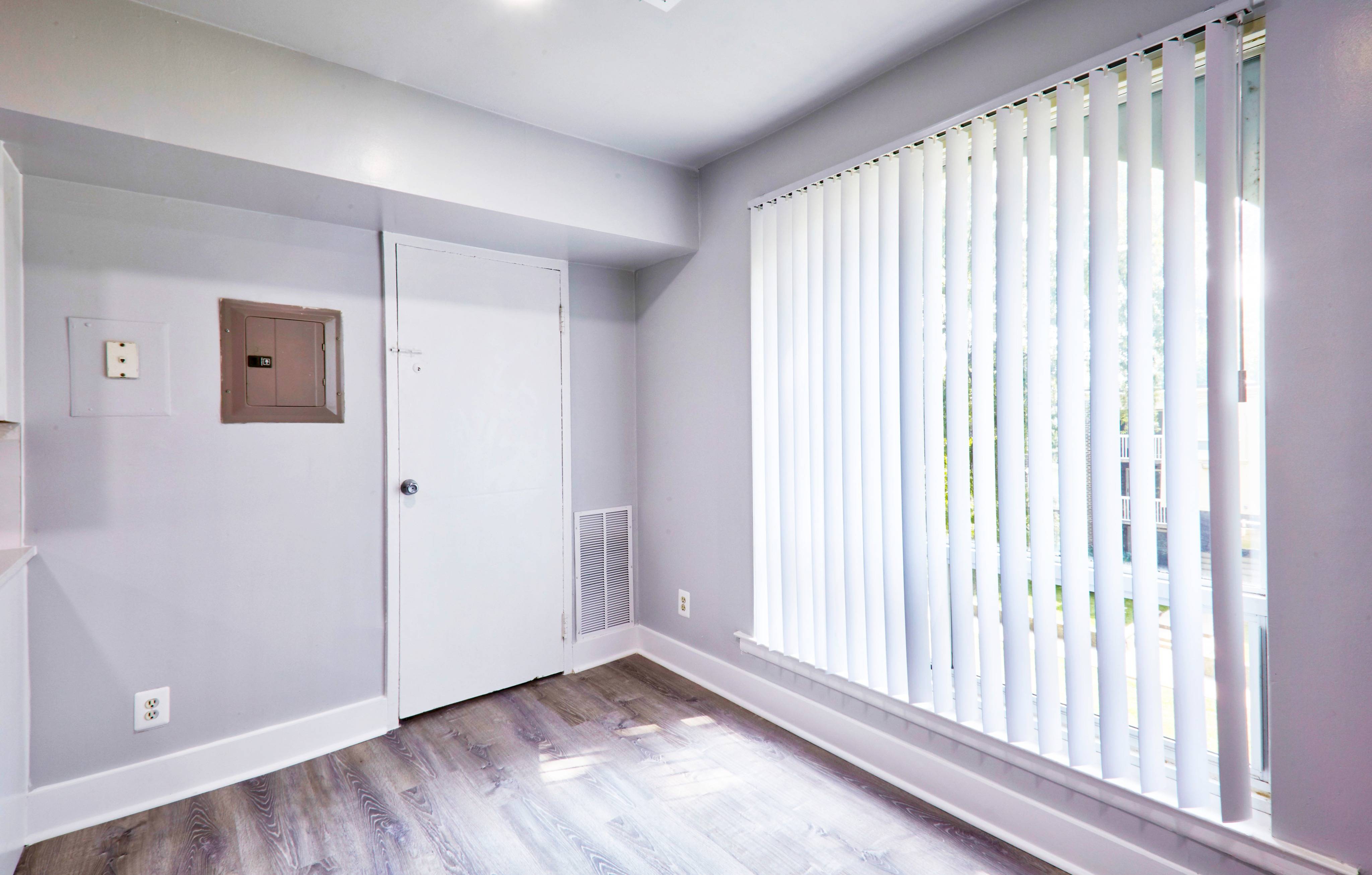 Bright Breakfast Nook