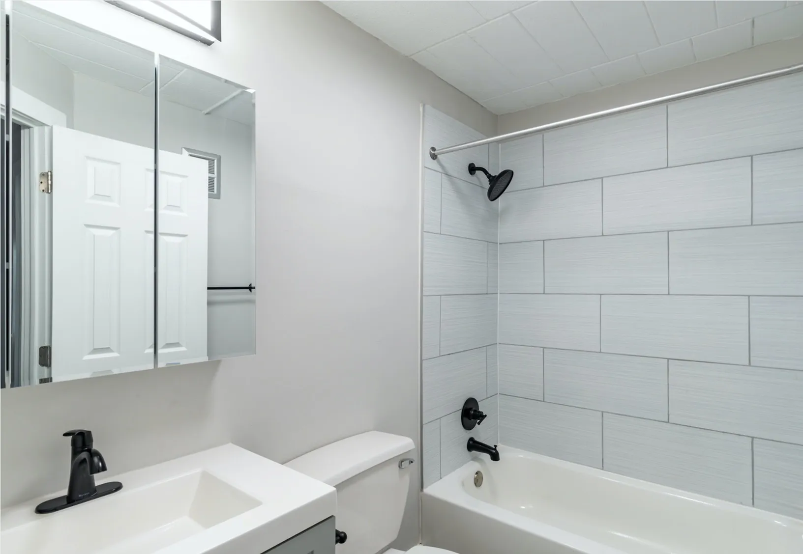 1 BR, 1 BA -  Luxury Bathroom