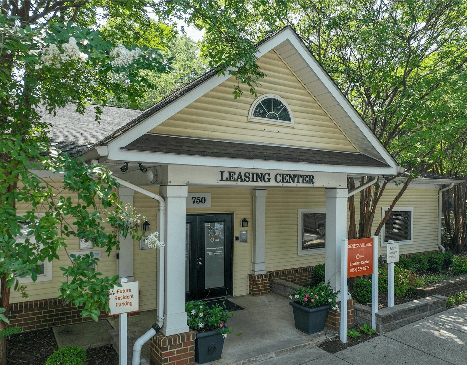 Leasing Office