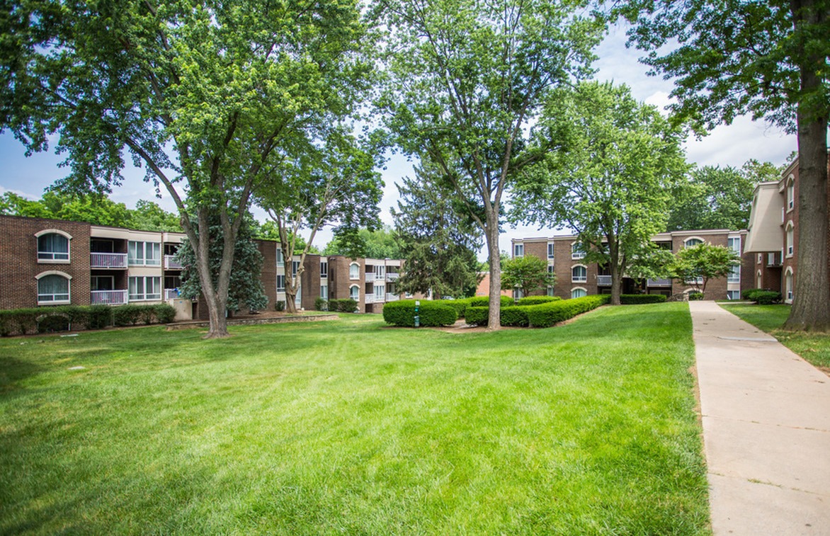 Plenty of Outside Green Space to Enjoy!
