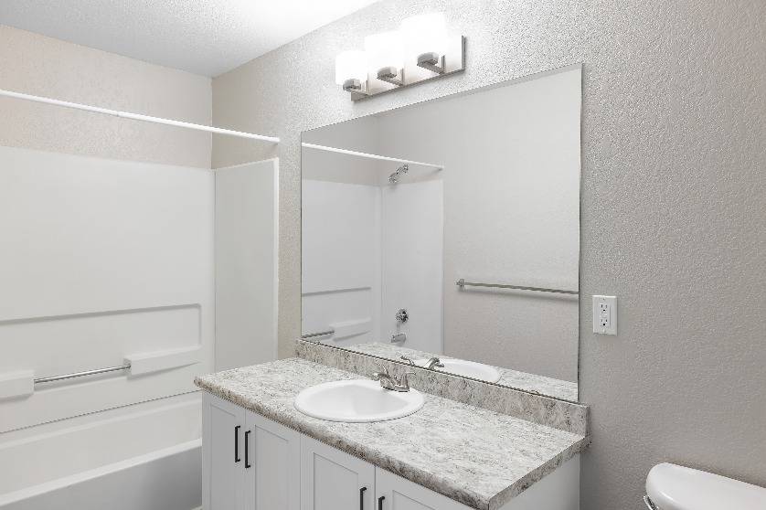 -Spacious Bathroom | Apartments In Kennewick Washington | Crosspointe Apartments