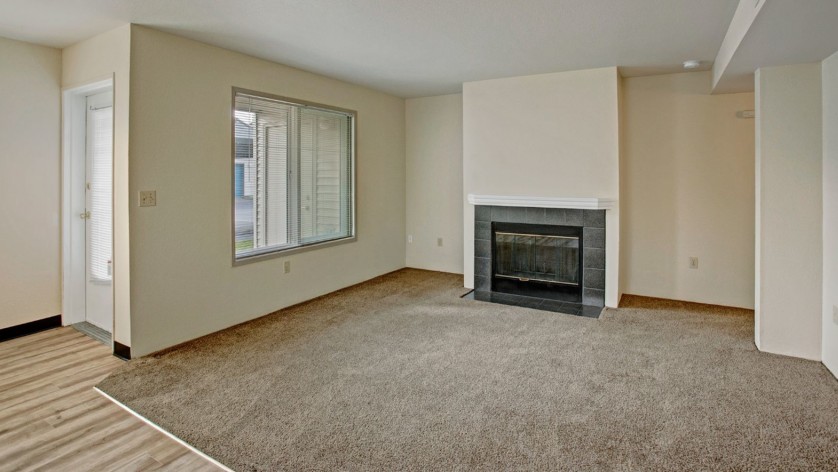 Spacious Living Area | Apartments In Kennewick Washington | Crosspointe Apartments
