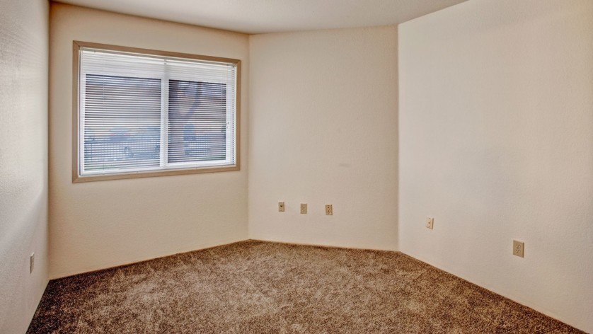 Spacious Bedroom | Apartments In Kennewick Washington | Crosspointe Apartments