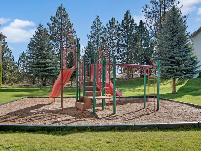Image of Large Playground with Picnic Area for Deer Run at North Pointe Apartments