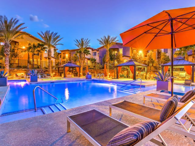 Image of Sundeck and Outdoor Lounging Area for The Edge at Traverse Pointe Apartments