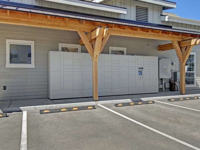Image of Package Concierge System for Seasons Apartments at Farmington Reserve