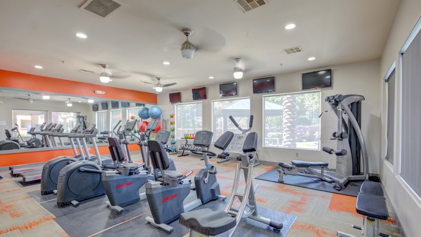 Edge at Traverse Point Apartments  |  Apartments in Henderson, NV