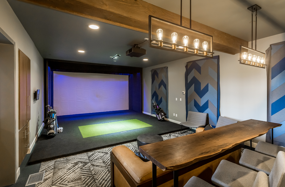 Golf Simulator The Nest Amenity at 225 Sycamore