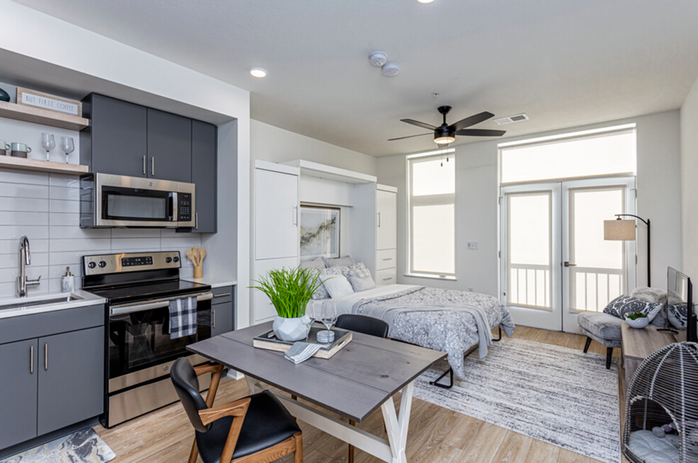 Studio S1 with Murphy Bed and Built-in Shelving 225 Sycamore